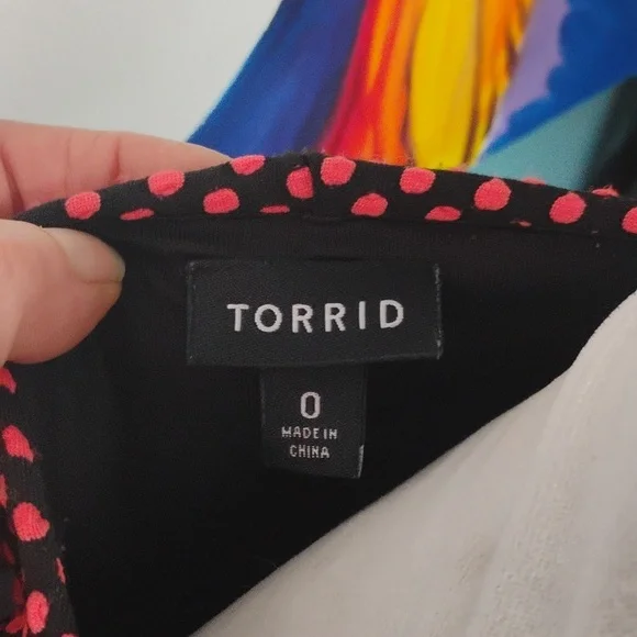 Torrid size 0 Pink Dots on black dress - Picture 4 of 5